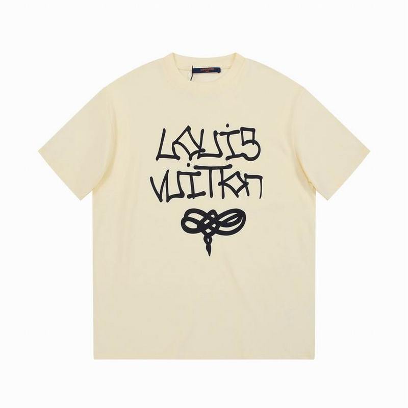 Louis Vuitton Men's T-shirts 926